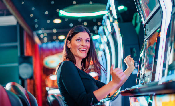 Live roulette table with spinning wheel on sopi slot